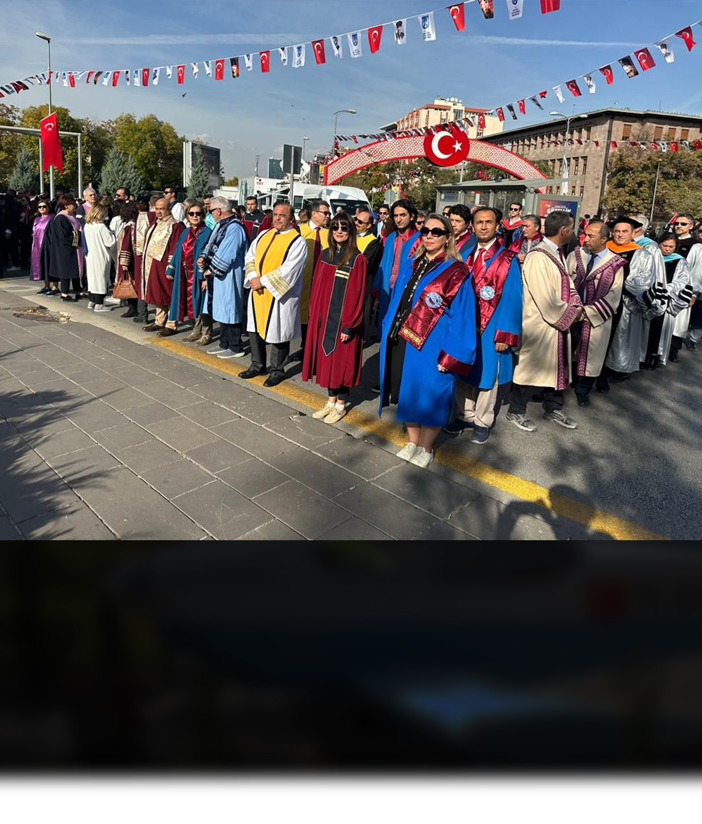 Akademisyenlerimiz 29 Ekim Cumhuriyet Bayramı kortej yürüyüşünde
