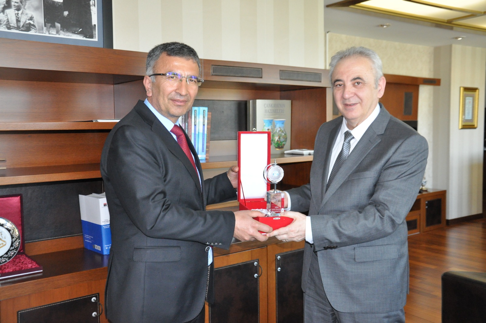 Konya Ticaret Odası (KTO) Karatay Üniversitesi Rektörü Sayın Prof. Dr. Fevzi Rıfat ORTAÇ Rektörümüzü ziyaret etti