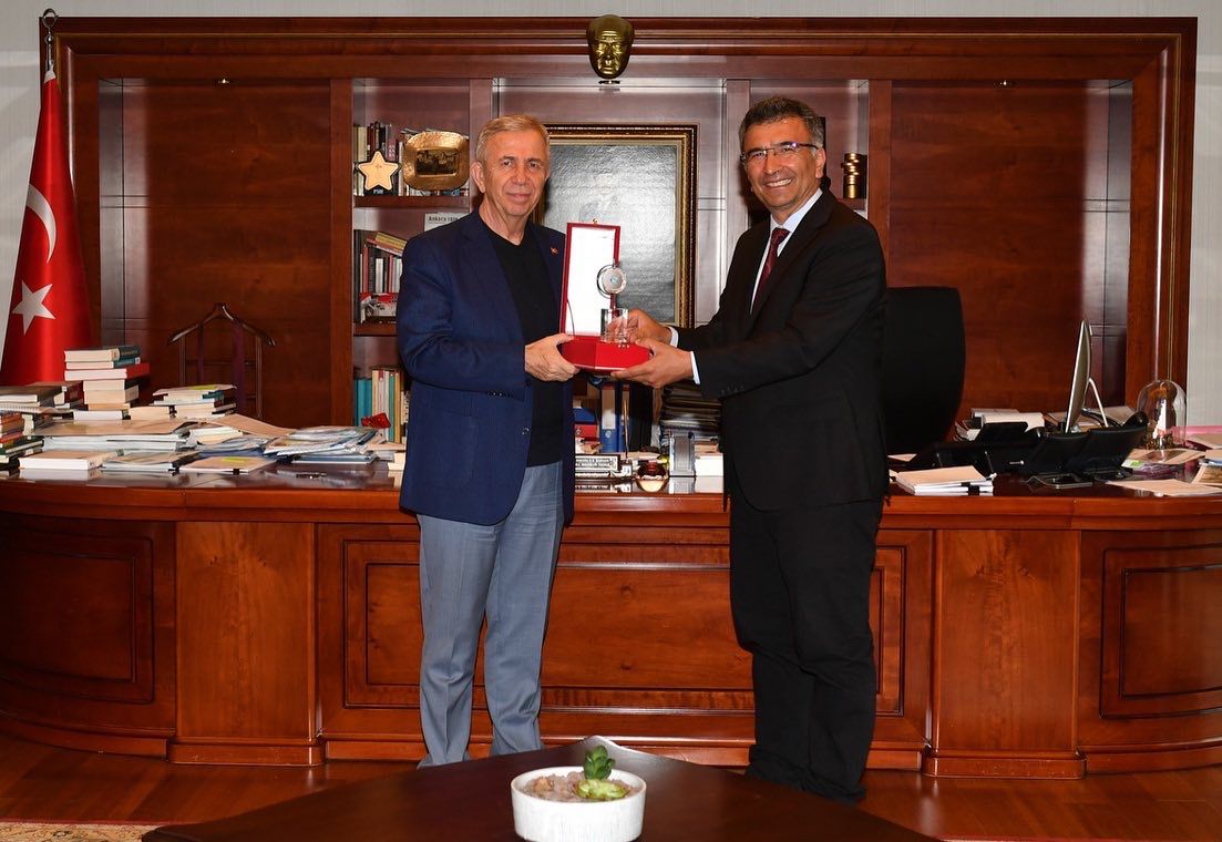 Rektörümüz Prof. Dr. Hasan ERBAY Ankara Büyükşehir Belediye Başkanı Sayın Mansur YAVAŞ’a İadeyi Ziyarette Bulundu